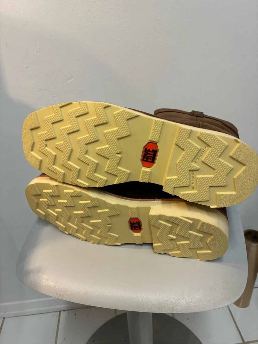 Frye classic western